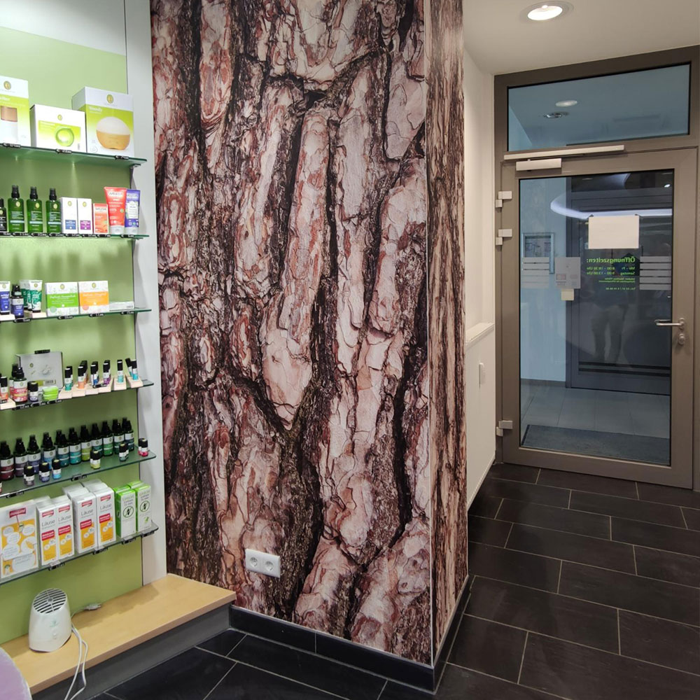 Wandgestaltung in Holzoptik von Farbenfroh Raumgestaltung.
